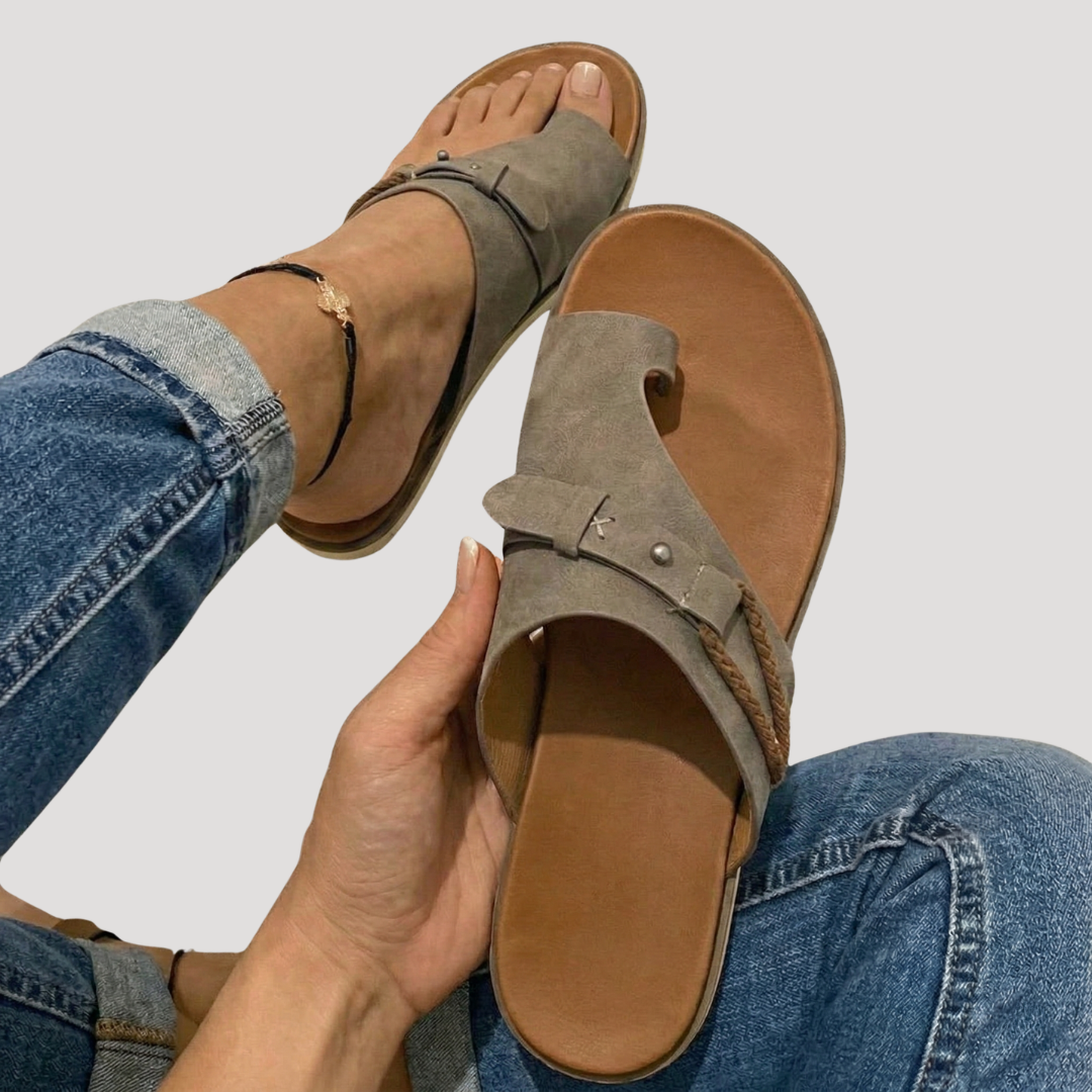 Talia | Women's Toe Loop Flat Sandals